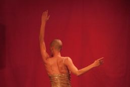 A man or a Woman? de Cristina Hdez. en el Festival de Teatro Contemporáneo Encuentros.