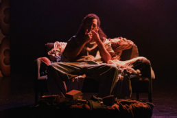 'Pensé que mi vida iba a ser distinta', de Mómerat Teatro